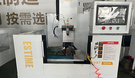 cnc雕刻机编程软件代码是什么？